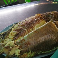 แม่ชอสปลาเผา