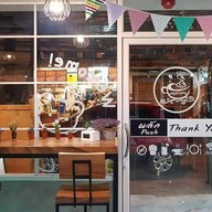 บรรยากาศ Floor Coffee 2 วชิรา