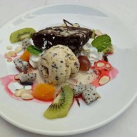 Elephant Cafe & Restarant