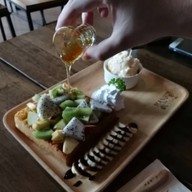 เมนูของร้าน Hang Out Cafe & Bar @pua