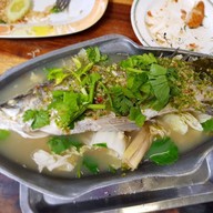 เมนูของร้าน ร้านริมเขื่อน ซีฟู้ด (ร้านกลาง)เจ้าเก่าเท่านั้น สมุทรปราการ