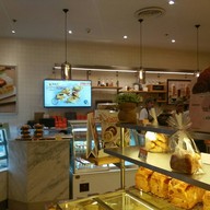 บรรยากาศ Breadtalk ซีคอน