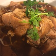 เมนูของร้าน ตั้งฮั้งชวง อากงเป็ดพะโล้ ก๋วยเตี๋ยวเป็ด เมืองทองธานี