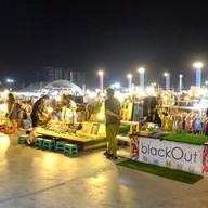 ตลาดนัดแบกะดิน