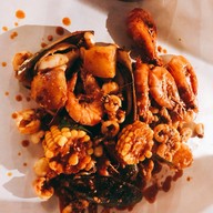 เมนูของร้าน Holy Shrimp จ๊อดแฟร์แดนเนรมิต