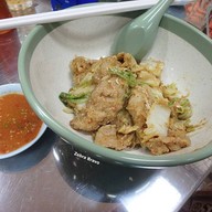 เมนูของร้าน ข้าวหน้าไก่เมาเวอริค(เฮียอ้วน) รามคำแหง 3/1