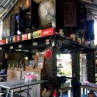 ก๋วยเตี๋ยวรสเยี่ยม สันทราย