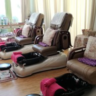 Nail Villa and Spa Cottage วังทองหลาง