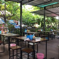 ก๋วยเตี๋ยวเนื้อตุ๋น ฉลองกรุง9