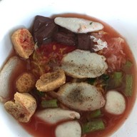 ก๋วยเตี๋ยวเนื้อตุ๋น ฉลองกรุง9