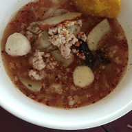 ก๋วยเตี๋ยว ปั๊ม Pt พนัสนิคม