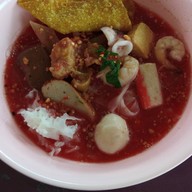 ก๋วยเตี๋ยว ปั๊ม Pt พนัสนิคม