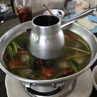 เมนูของร้าน ครัวแปดริ้ว