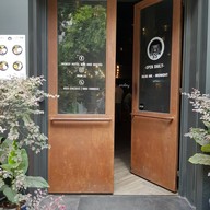 หน้าร้าน Iron32 Hotel Bar and Bistro