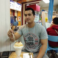 SnoowinG Milk Bingsu กาดสวนแก้ว