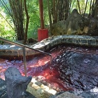Rock Valley Hot Spring and Fish Spa กาญจนบุรี