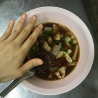 เมนูของร้าน ก๋วยจั๊บยืนพื้น(สี่แยกพรานนก) -