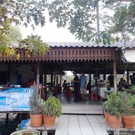 บรรยากาศ ก๋วยเตี๋ยวเรือโกหลิว สาขา1
