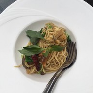 แซ่บริมน้ำ