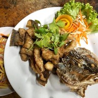 เมนูของร้าน นงลักษณ์กุ้งเผา