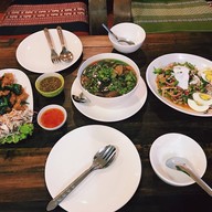 Kowmao Cafe & Restaurant