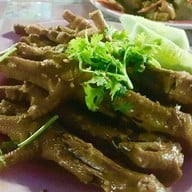 เป็ดพะโล้บ้านยวม