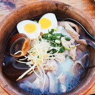 เมนูของร้าน โจ๊กทะเลหม้อดิน โคตรเดือด สาขา1