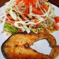 เมนูของร้าน กำปั่นริมน้ำ