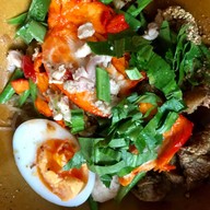 บ้านฟ้าใส ก๋วยเติ๋ยวสุโขทัย ไข่หวาน ฟาฎิน