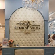 House of beauty Blu'port เเละ มาร์เก๊ตวิลเลจ