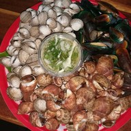 ป้าใหม่ทะเลเผา PamaiseaFood
