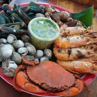 ป้าใหม่ทะเลเผา PamaiseaFood