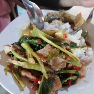 ครัวรุจโอฬาร
