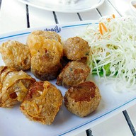 เมนูของร้าน ปะการังเรือนน้ำ บางแสน