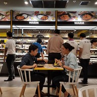 Bizzy Box Sathorn Square