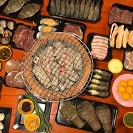 เมนูของร้าน Hug Grill ศรีนครินทร์