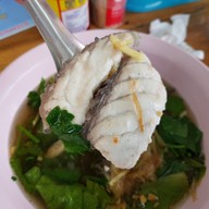 ข้าวต้มปลาเฮียนุ