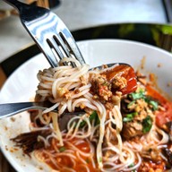 เหนือสาทร