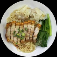 บะหมี่เทวดา  อร่อยขั้นเทพ ตลาดเสรี ศูนย์การค้าเดอะไนน์