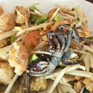 บ้านสวน ขนมจีน - ตำแคปหมู