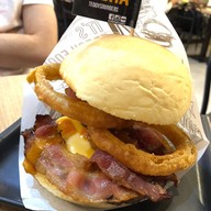 Teddy's Bigger Burgers CentralPlaza Pinklao