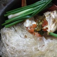 เมนูของร้าน สมศักดิ์ปูอบ Y บีทีเอสกรุงธนบุรี