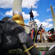 บรรยากาศ อนุสาวรีย์พระยาสุรินทรภักดีศรีณรงค์จางวาง