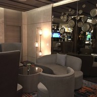 โรงแรมโซลิแทร์ กรุงเทพ สุขุมวิท 11