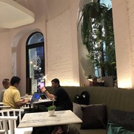 บรรยากาศ Chic & Chill Dessert Bar and Cafe