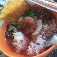 เมนูของร้าน ก๋วยเตี๋ยวหมูกุ้งกรอบ