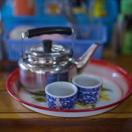 ร้านเจ๊มลอิ่มยามเช้า