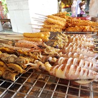 เมนูของร้าน หมึกย่างอารีดอย สนามกีฬา