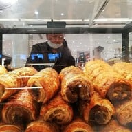 เมนูของร้าน หน่อย Emquartier