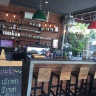 Siena House wine & beverage ดอนเมือง